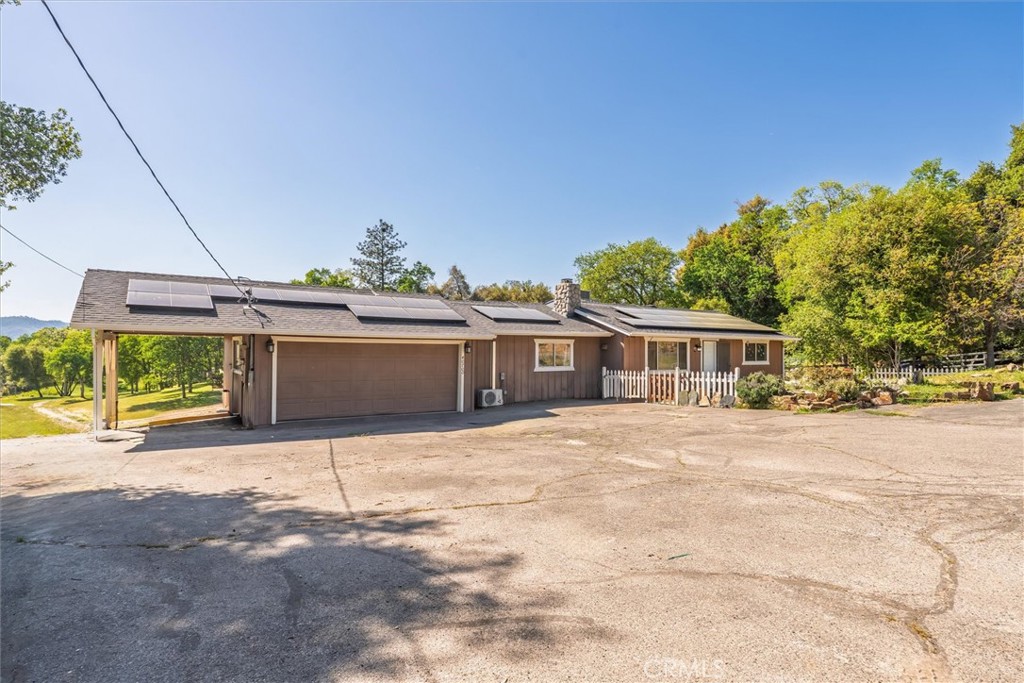 40700 Road 425a, Oakhurst, CA 93644