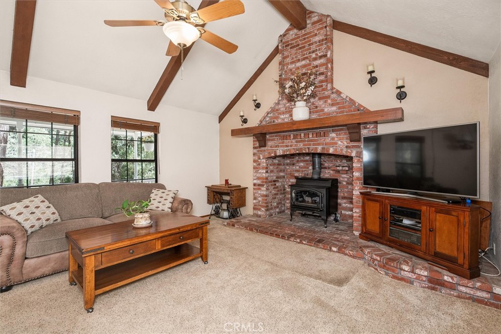 36232 Finegold Creek Dr, North Fork, CA 93643