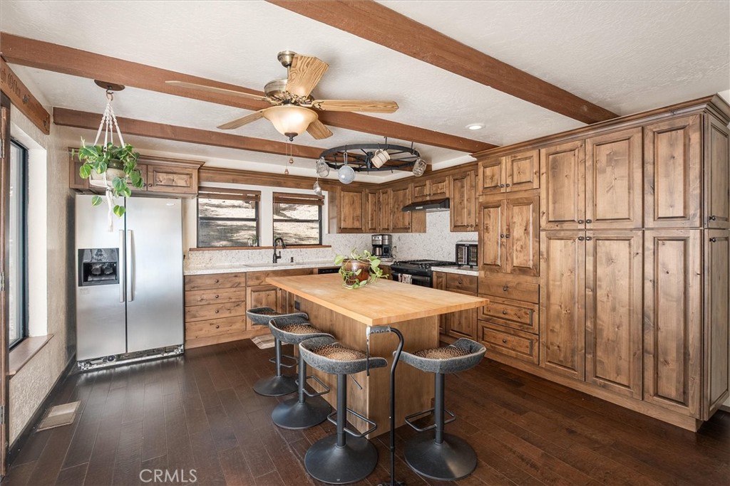 36232 Finegold Creek Dr, North Fork, CA 93643