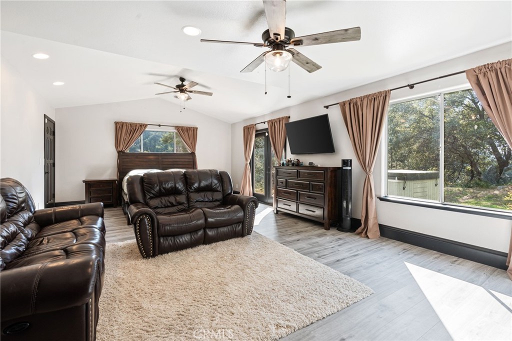 36345 Mudge Ranch Rd, Coarsegold, CA 93614