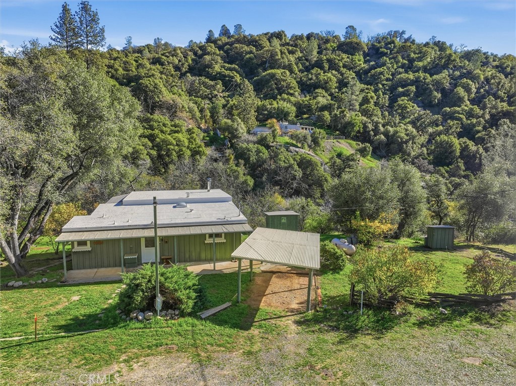 50015 Lilac Ln, Oakhurst, CA 93644