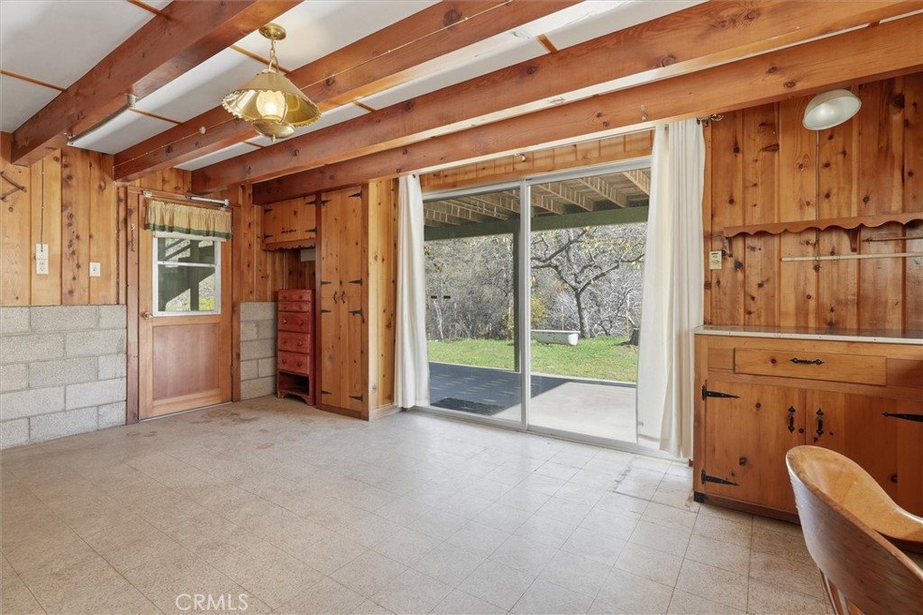 50015 Lilac Ln, Oakhurst, CA 93644