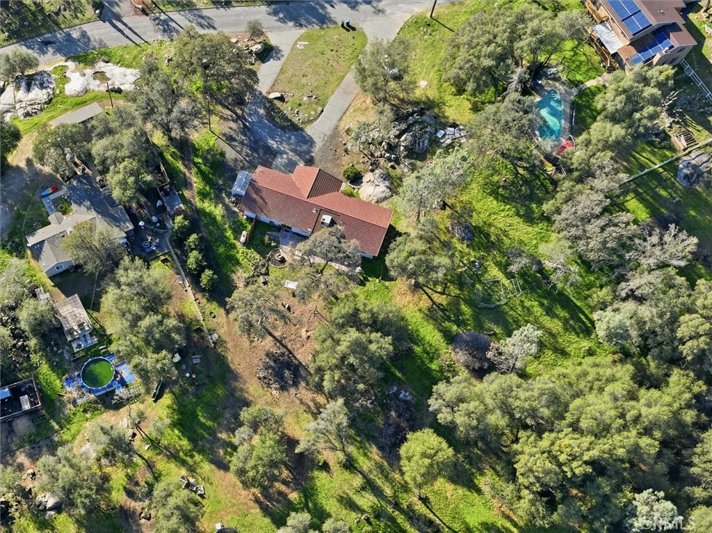 31083 Moccassin Ct, Coarsegold, CA 93614