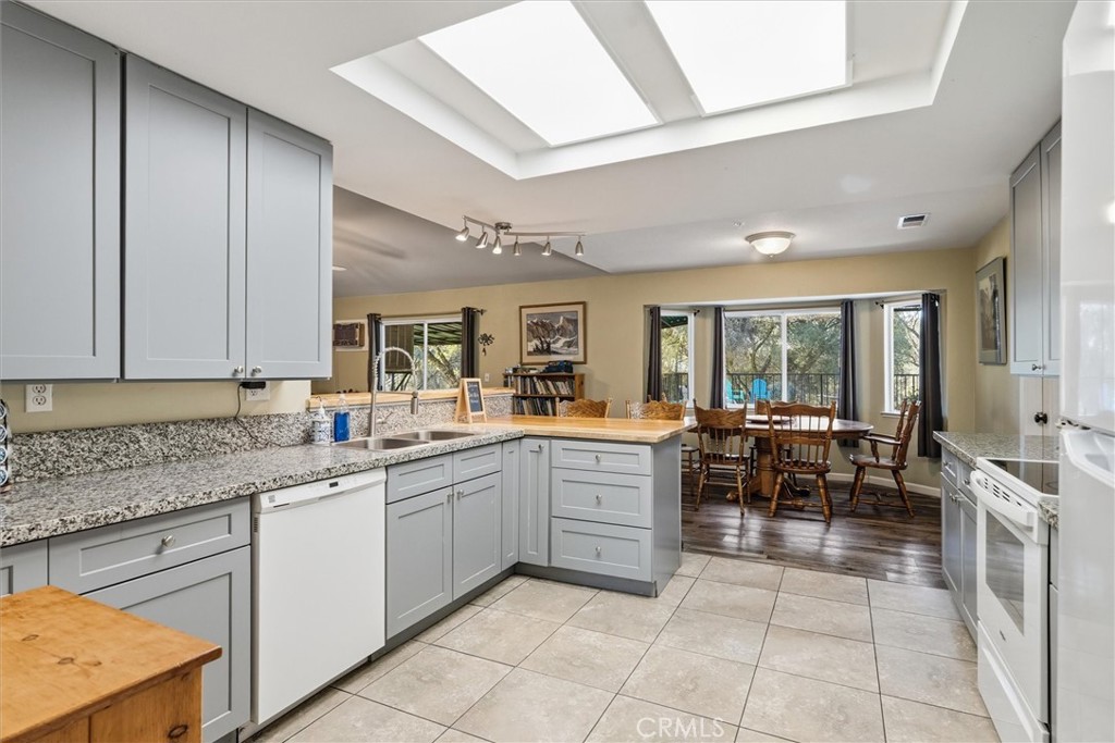 42406 Windy Gap, Ahwahnee, CA 93601