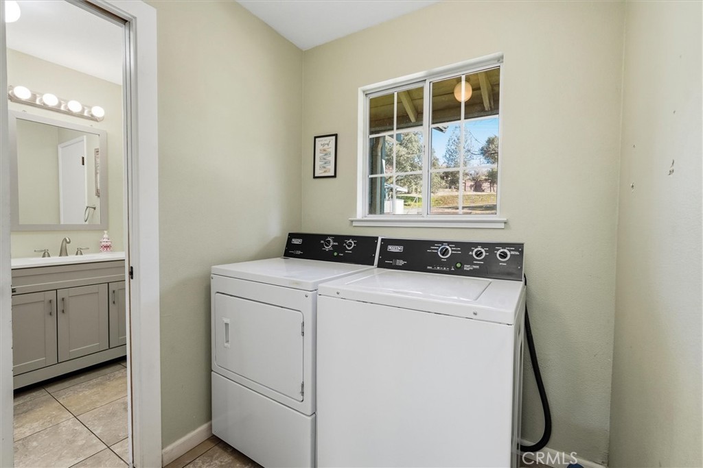 42406 Windy Gap, Ahwahnee, CA 93601