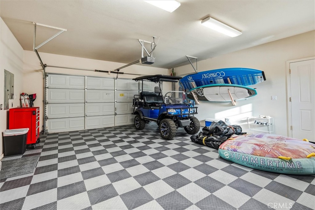 39290 Point, Bass Lake, CA 93604