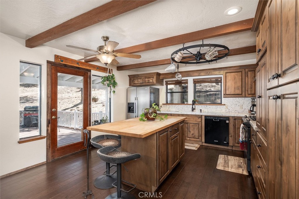 36232 Finegold Creek, North Fork, CA 93643