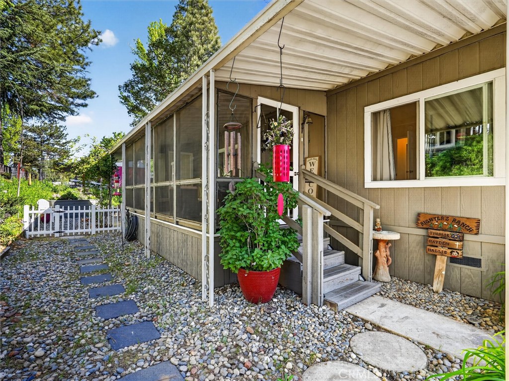 39678 Road 425B #50, Oakhurst, CA 93644