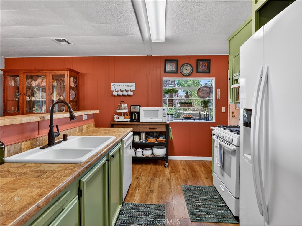 39678 Road 425B #50, Oakhurst, CA 93644