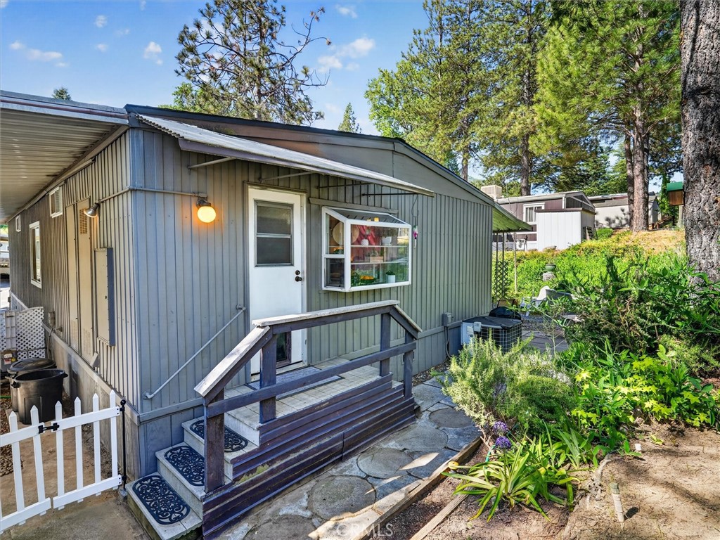 39678 Road 425B #50, Oakhurst, CA 93644
