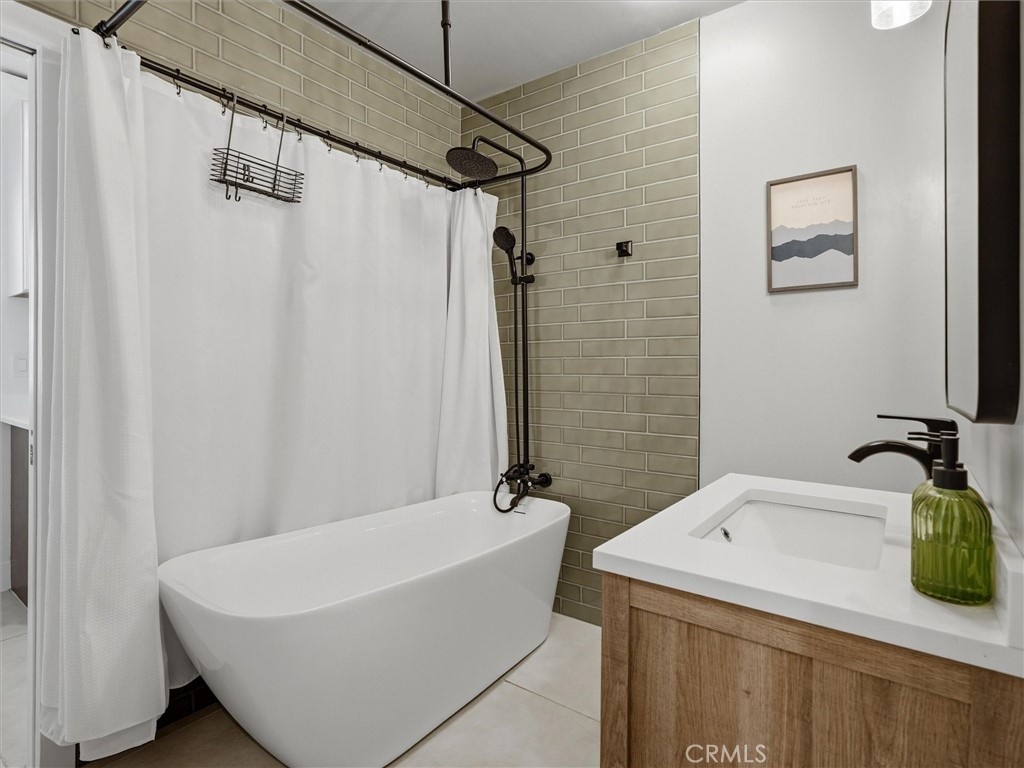 30664 Donald Ave, Madera, CA 93636