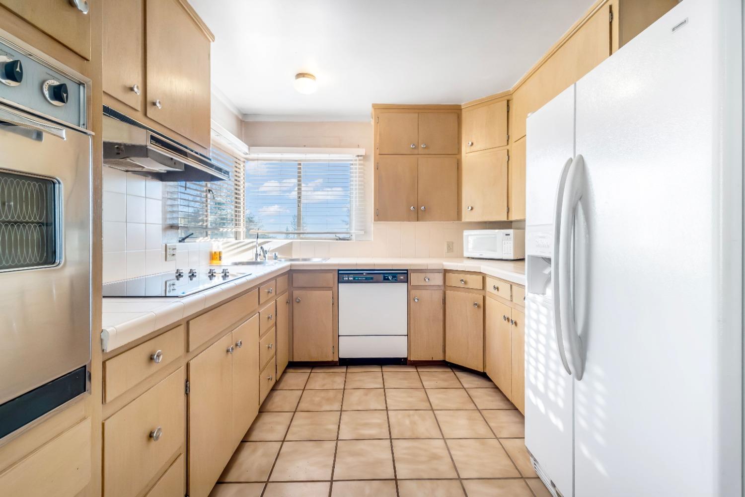 36659 Douglas Ranger Station Rd, North Fork, CA 93643