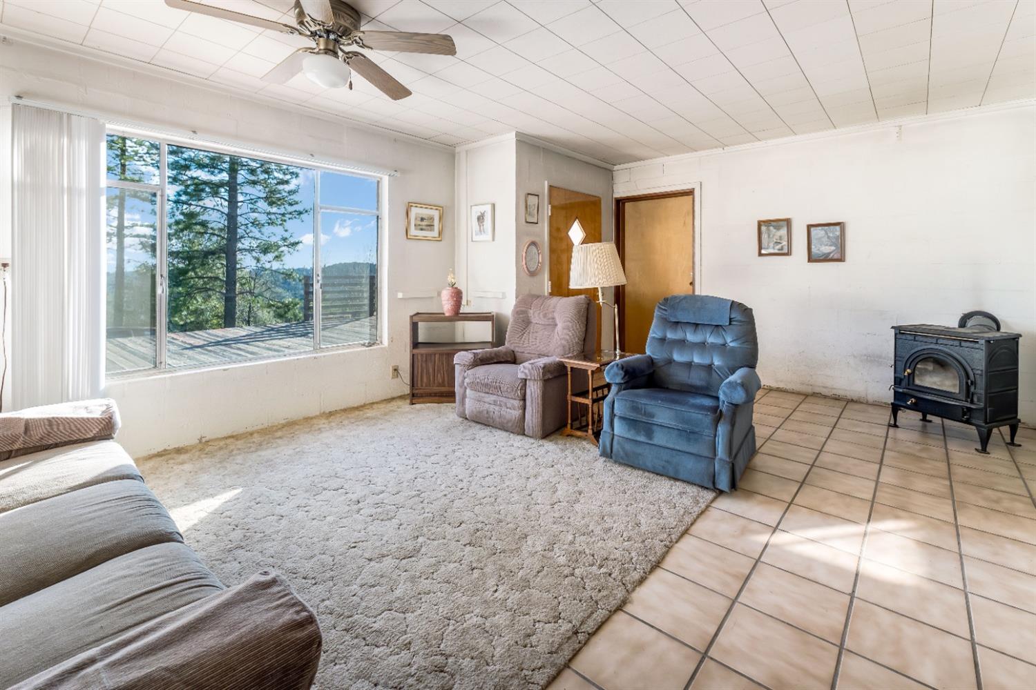 36659 Douglas Ranger Station Rd, North Fork, CA 93643
