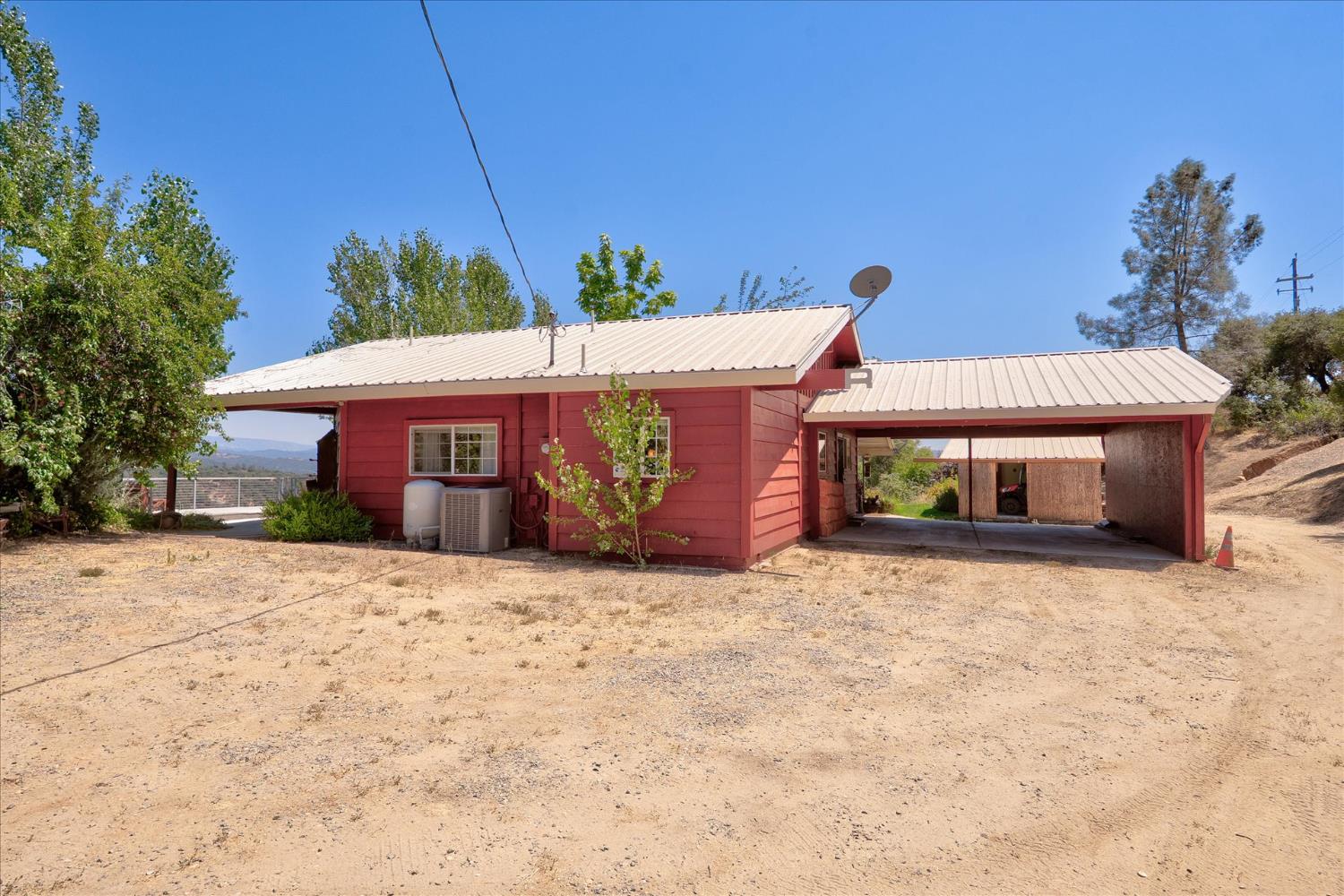 44327 Highway 49, Ahwahnee, CA 93601
