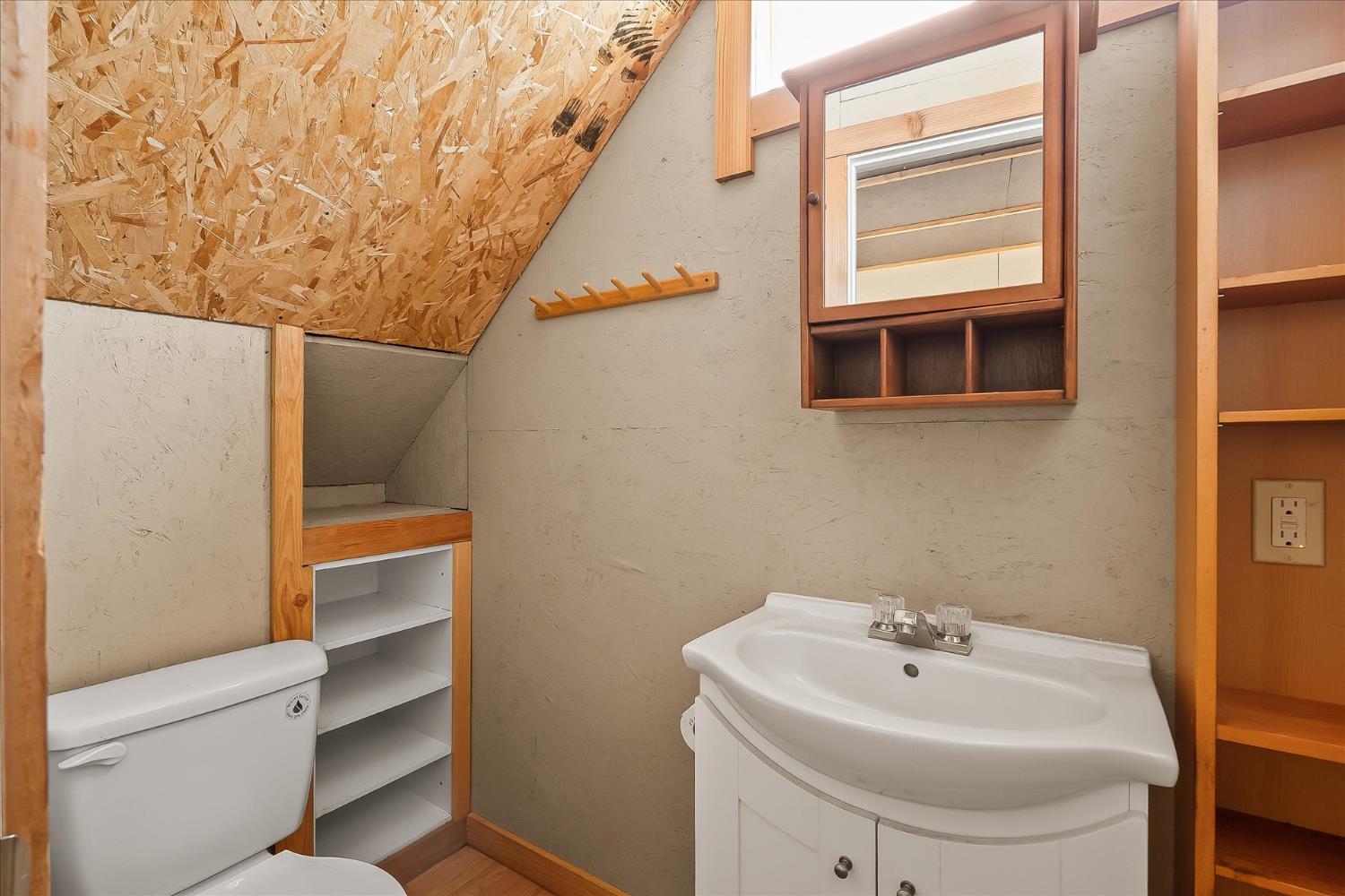 44327 Highway 49, Ahwahnee, CA 93601