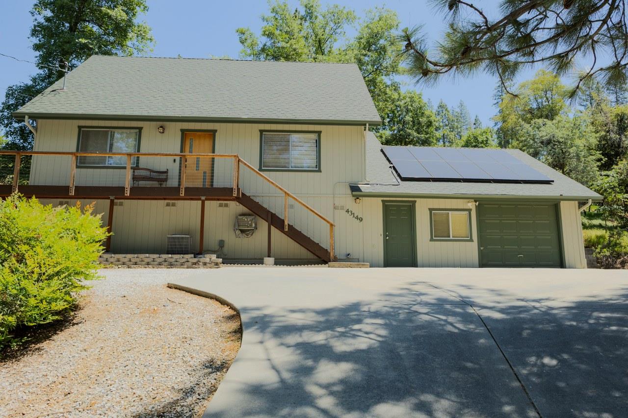 43149 W Sugar Pine Dr