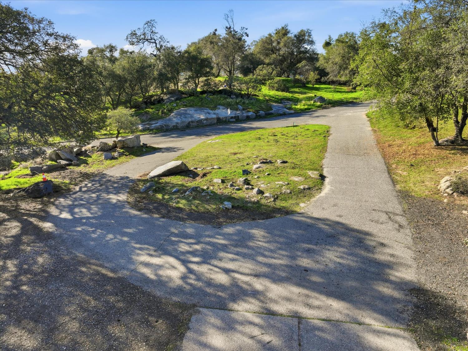 31083 Moccassin Ct, Coarsegold, CA 93614