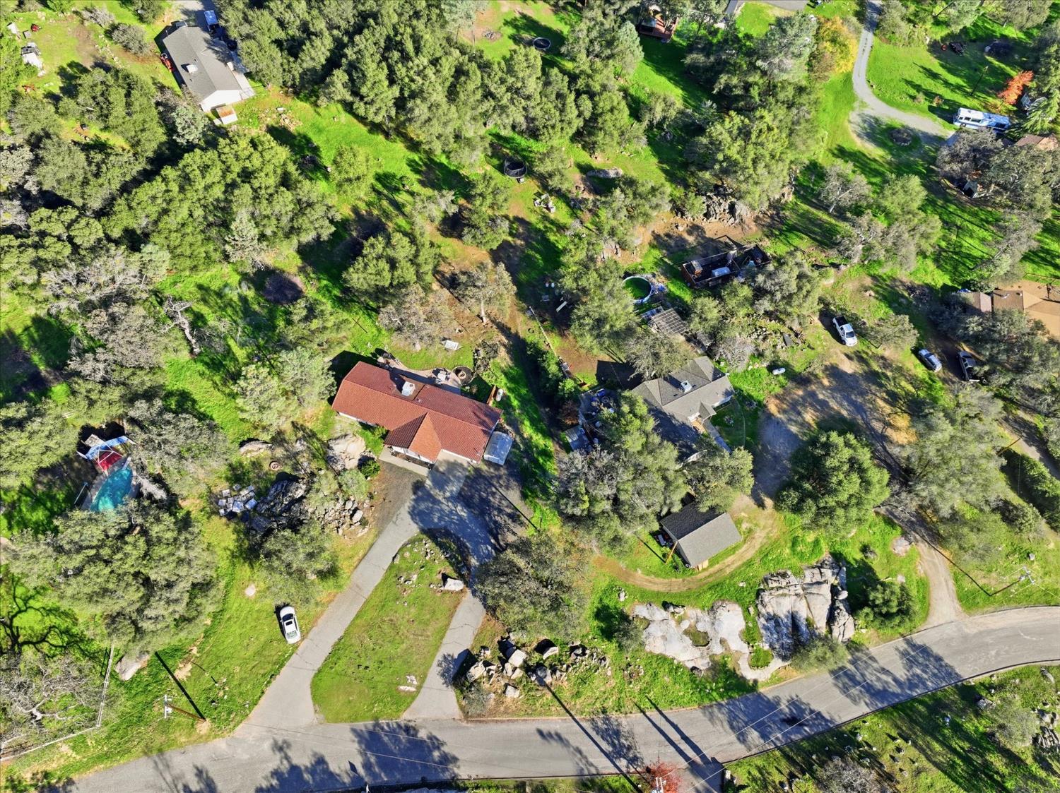 31083 Moccassin Ct, Coarsegold, CA 93614