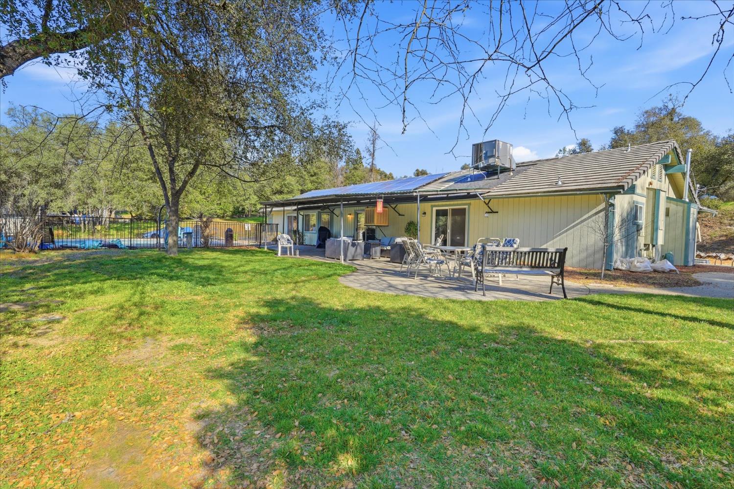 42406 Windy Gap Dr, Ahwahnee, CA 93601