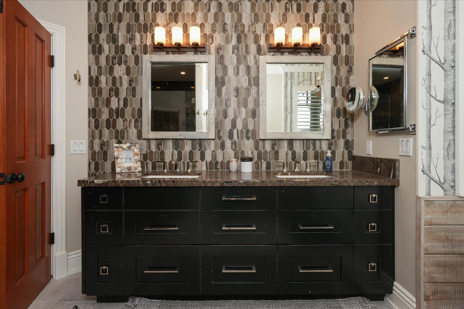 39290 Point, Bass Lake, CA 93604