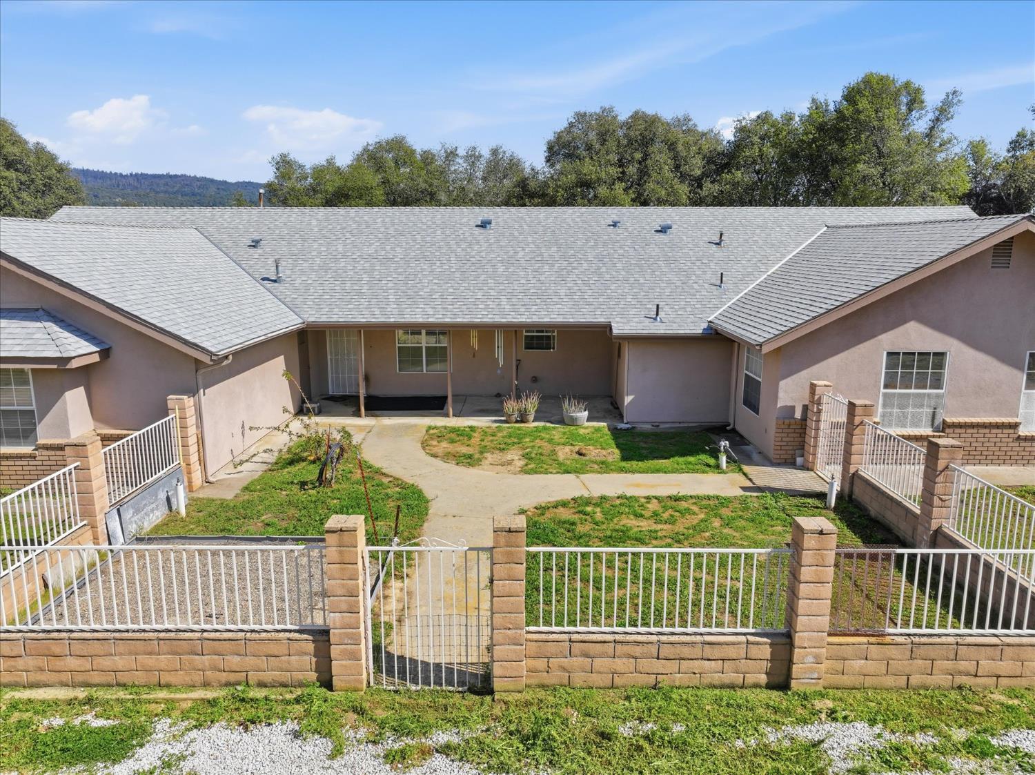 44908 HIghway 49, Ahwahnee, CA 93601