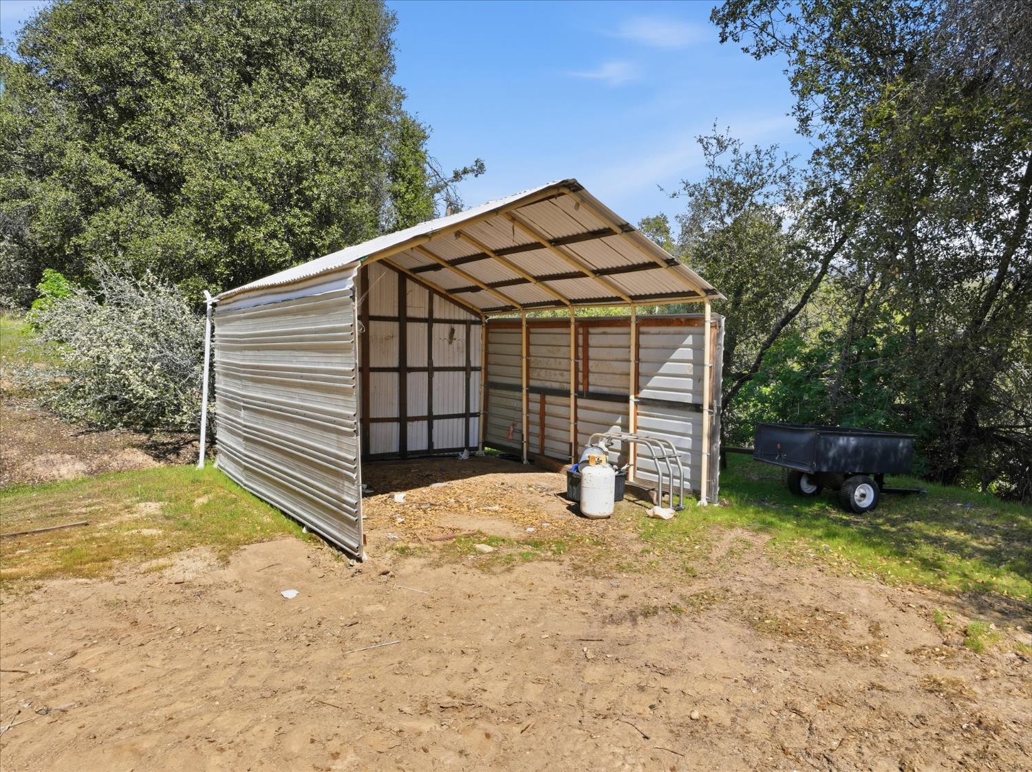 44908 HIghway 49, Ahwahnee, CA 93601