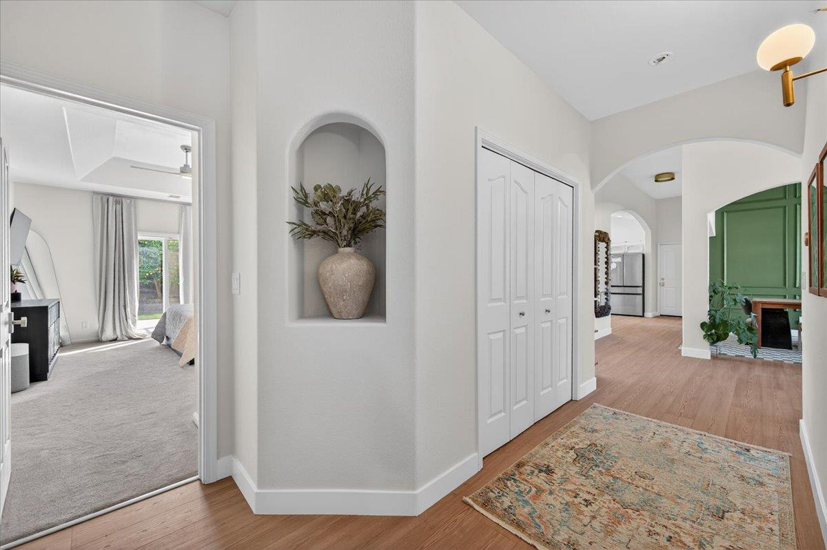 1555 Taylor Ln, Madera, CA 93637