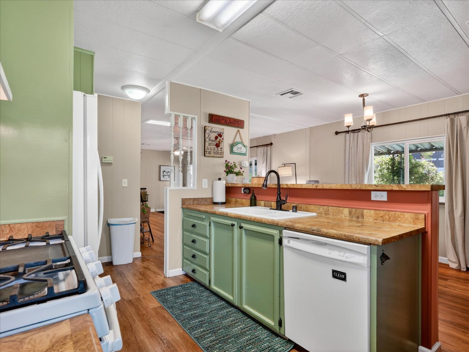 39678 Road 425B #50, Oakhurst, CA 93644